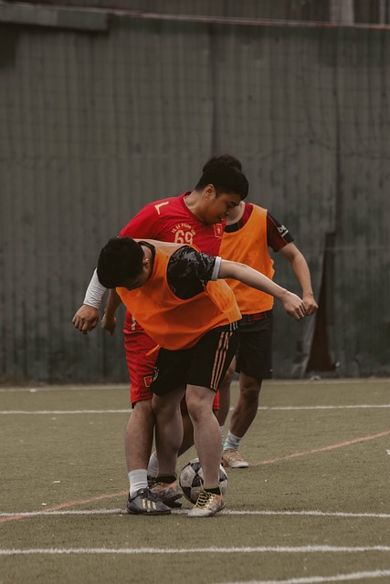 並在比賽中